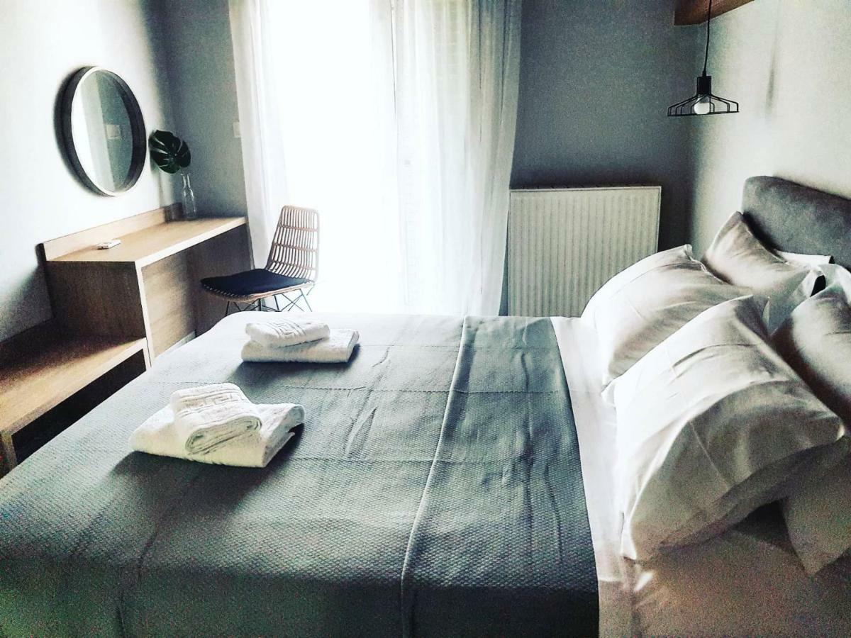 Avres Apartment One สเกียธอสทาวน์ ภายนอก รูปภาพ